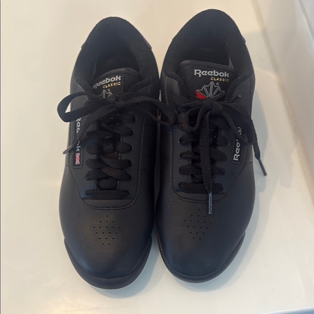 Reebok Black Sneakers size 7